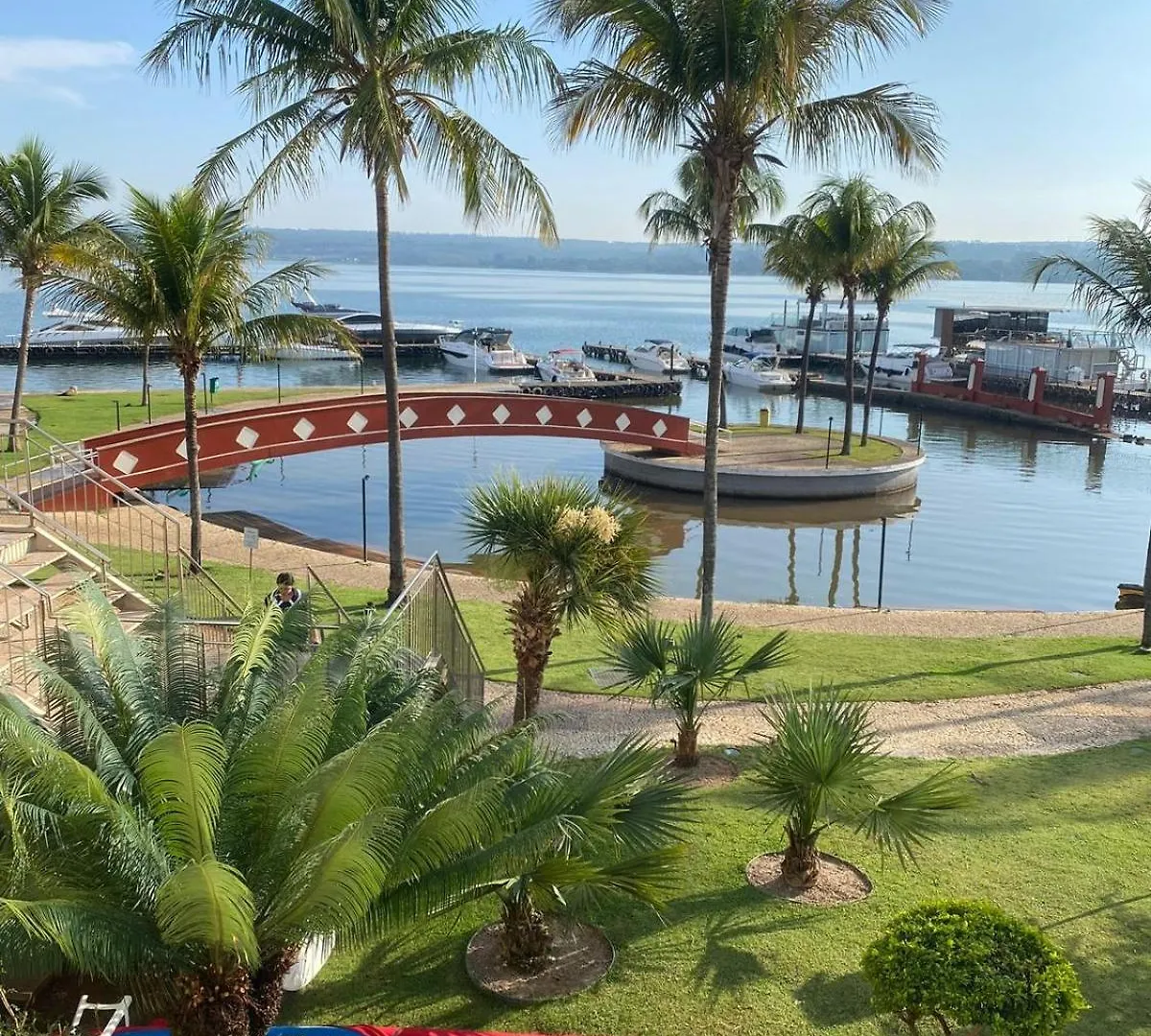 Moderno Flat Lake Side Brasilia