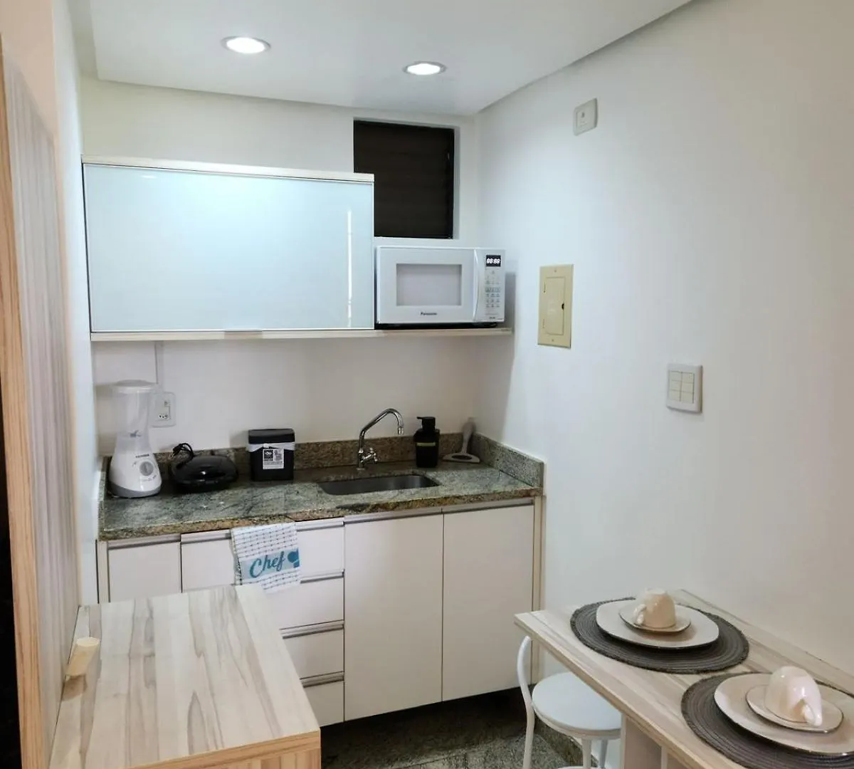 Moderno Flat Lake Side Brasilia 0*,